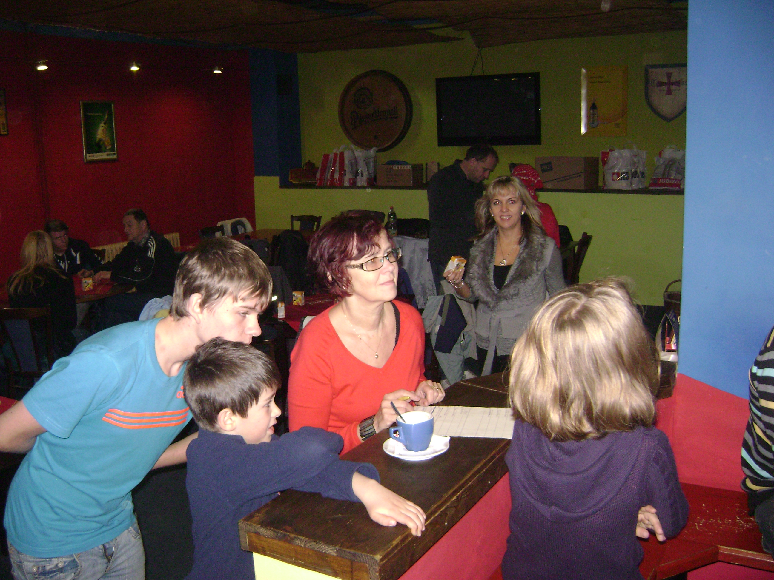 rodina bowling 020
